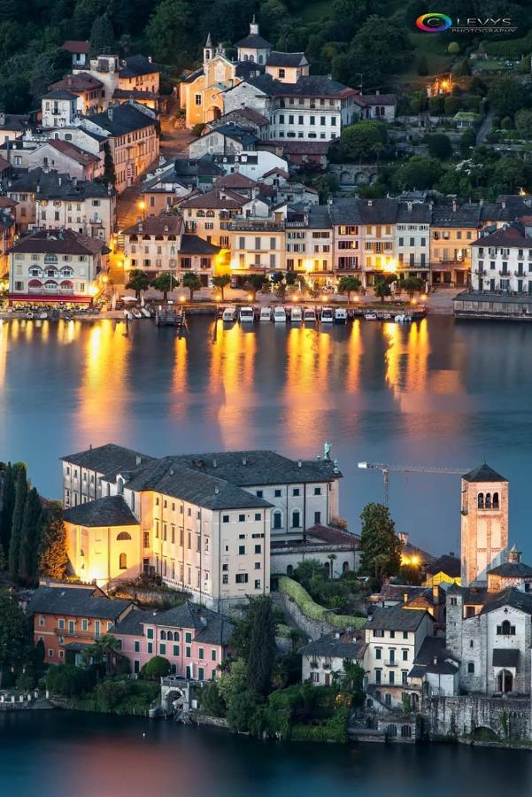 فيلا La Baia D'Acquadolce Bolzano Novarese المظهر الخارجي الصورة