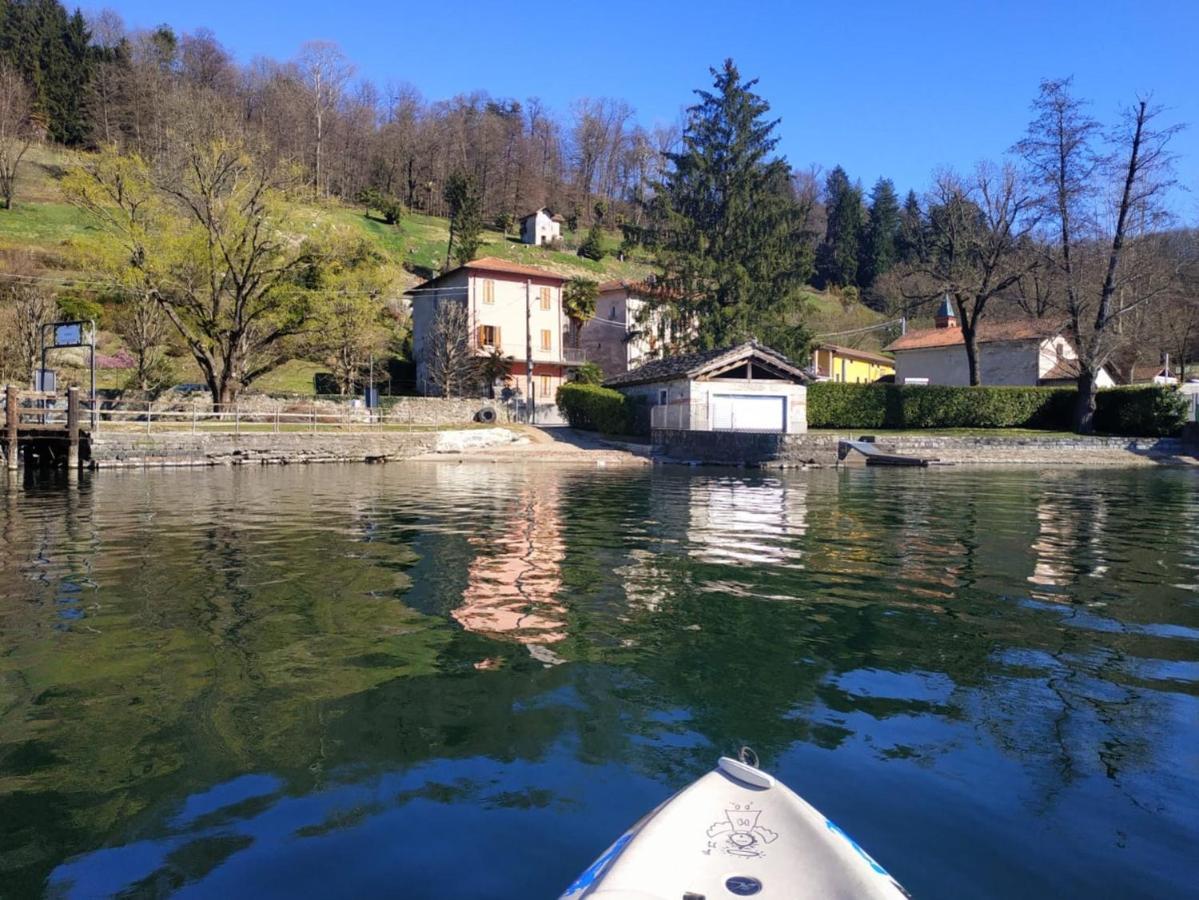 فيلا La Baia D'Acquadolce Bolzano Novarese المظهر الخارجي الصورة